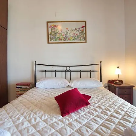 Holiday home The Stone House! Alonnisos Town
