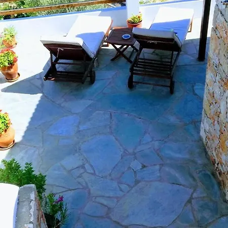 Holiday home The Stone House! Alonnisos Town